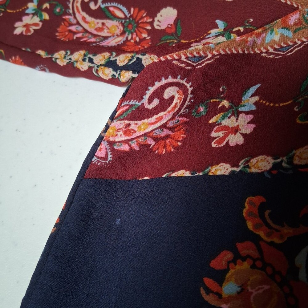Dressbarn Blouse XL Maroon Blue Paisley Floral Tapestry Semi Sheer Long Sleeve - Picture 16 of 16